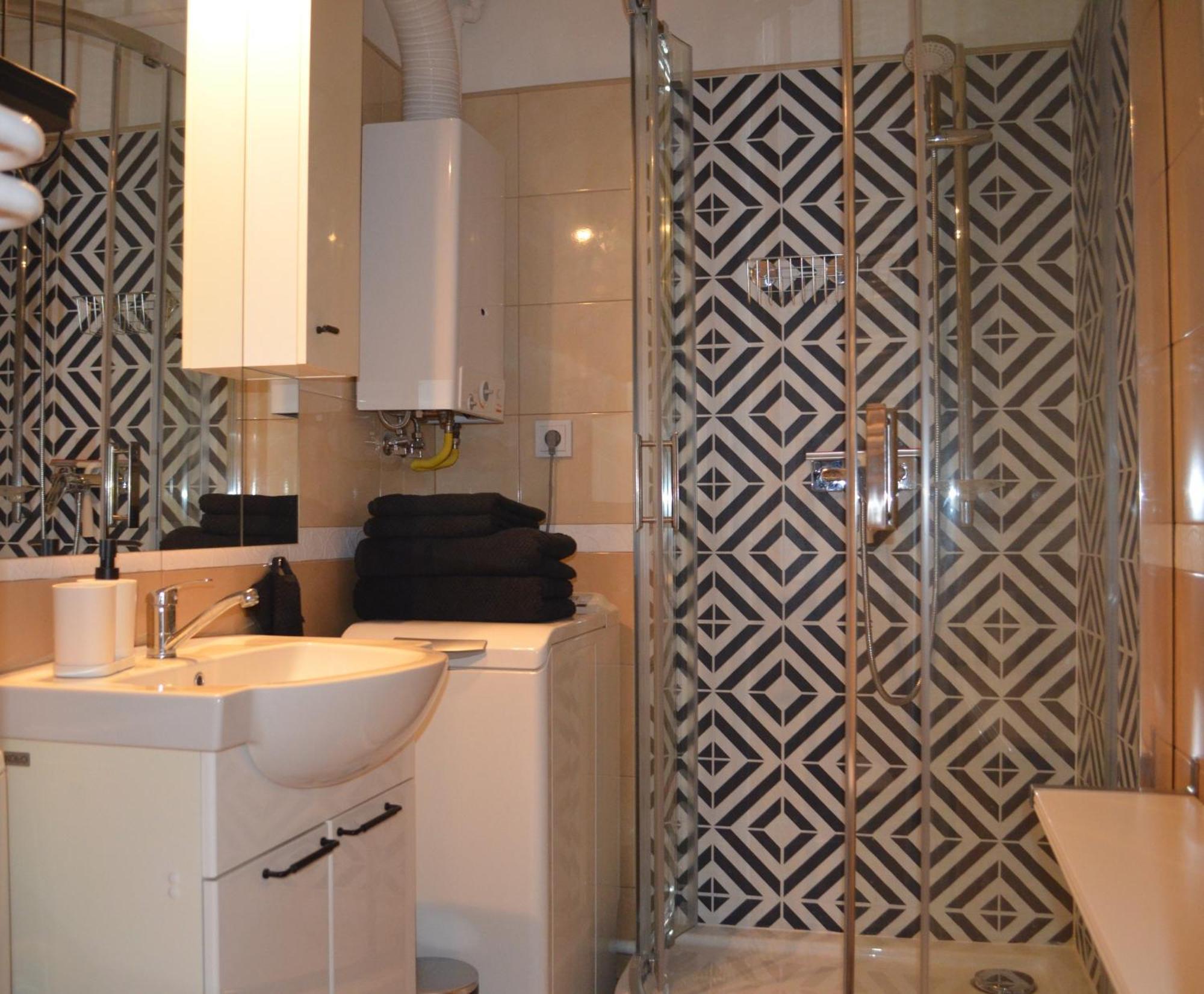 Apartment Silesia Park - Free Parking - Easy Check-In كاتوفيتسه المظهر الخارجي الصورة